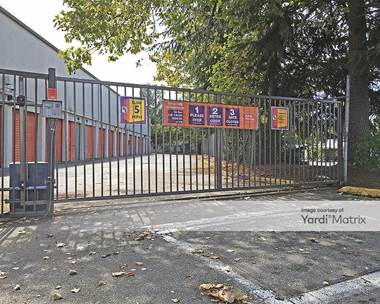 Storage Units for Rent available at 724 8th Street, Kirkland, WA 98033