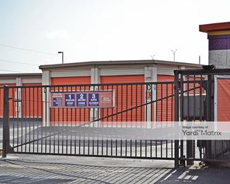 Photo 2 of Public Storage - 8128 North Lamar Blvd, Austin, TX