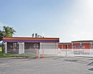 Photo 3 of Public Storage - 8128 North Lamar Blvd, Austin, TX