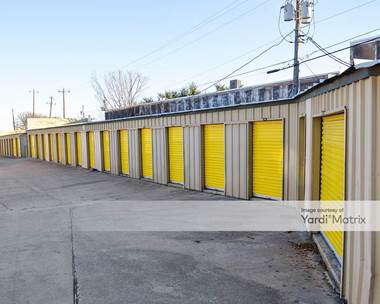 Storage Units for Rent available at 8227 North Lamar Blvd, Austin, TX 78753