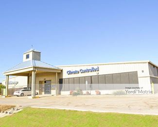 Photo 2 of Extra Space Storage - 2216 South Interstate 35, San Marcos, TX