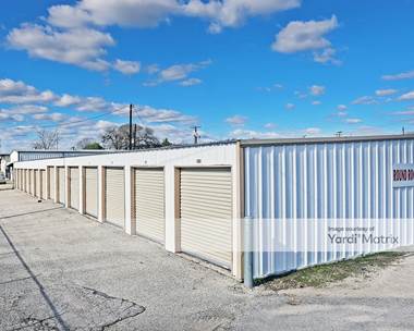 Storage Units for Rent available at 1320 Clark Street, Round Rock, TX 78681