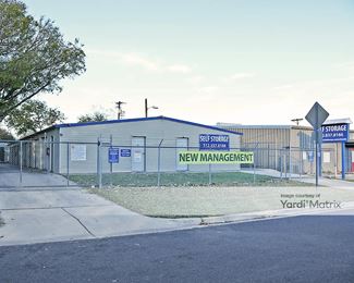 Photo 2 of Extra Space Storage - 1004 South Meadows Drive, Austin, TX