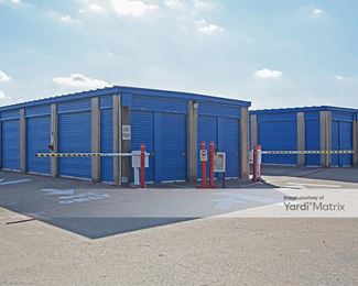 Photo 4 of U-Stor Self Storage - 7111 West Vickery Blvd, Benbrook, TX