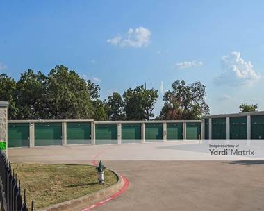 Storage Units for Rent available at 1928 Brumlow Avenue, Southlake, TX 76092