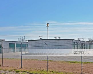 Photo 4 of Extra Space Storage - 3250 East Interstate 20, Hudson Oaks, TX