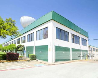 Photo 3 of Extra Space Storage - 4015 Beltline Road, Addison, TX