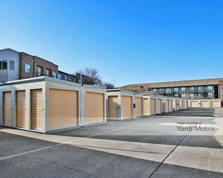 Photo 2 of Extra Space Storage - 717 South Good Latimer Expwy, Dallas, TX