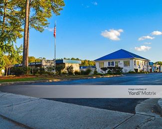 Photo 3 of Blue-Gray Self Storage - 3801 Williamsburg Road, Richmond, VA