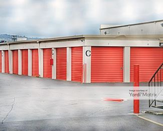 Photo 2 of Public Storage - 680 Hegenberger Road, Oakland, CA