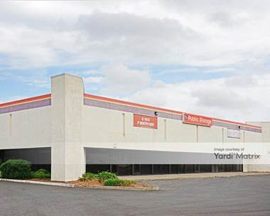 Storage Units for Rent available at 680 Hegenberger Road, Oakland, CA 94621