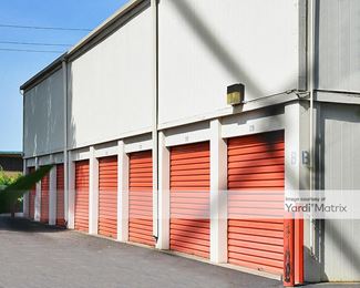 Photo 4 of Public Storage - 2350 Monument Blvd, Concord, CA