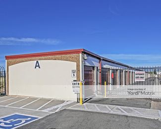 Photo 3 of Security Public Storage - 1090 Leisure Town Road, Vacaville, CA