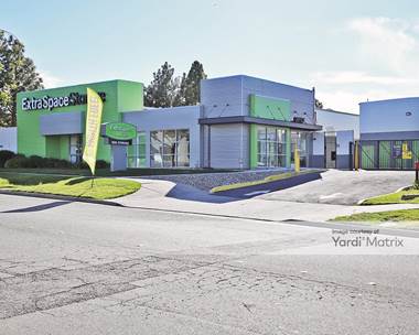 Storage Units for Rent available at 4031 Lakeside Drive, Richmond, CA 94806