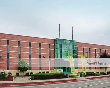 Storage Units for Rent available at 300 Market Street, Oakland, CA 94607