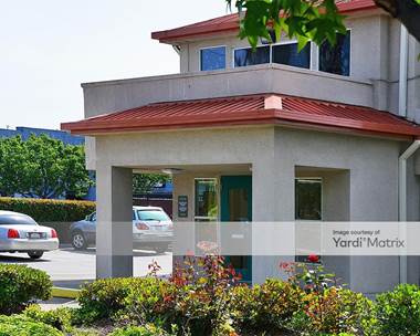 Storage Units for Rent available at 2580 Monument Blvd, Concord, CA 94520