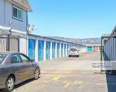 Storage Units for Rent available at 5200 Coliseum Way, Oakland, CA 94601