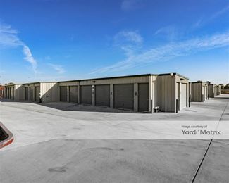Photo 2 of Security Public Storage - 2400 East Monte Vista Avenue, Vacaville, CA