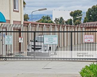 Photo 4 of Snell Mini Storage - 3616 Hillcap Avenue, San Jose, CA