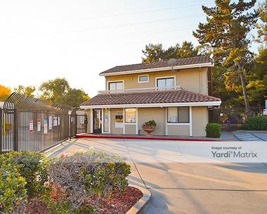 Storage Units for Rent available at 900 Lonus Street, San Jose, CA 95126