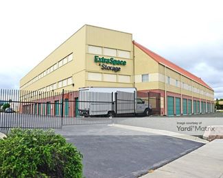 Photo 3 of Extra Space Storage - 3510 Charter Park Drive, San Jose, CA