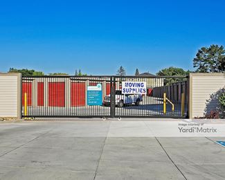 Photo 4 of Bay Area Self Storage - 1140 Bird Avenue, San Jose, CA
