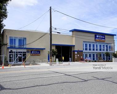 Storage Units for Rent available at 421 Lincoln Avenue, San Jose, CA 95126