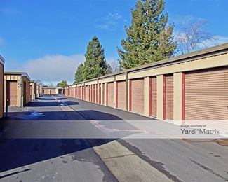 Photo 3 of Redwood Self Storage - 425 Houser Street, Cotati, CA