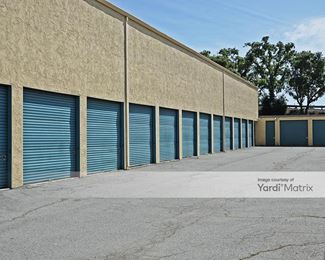 Photo 4 of SecurePro Storage of Redwood City - 920 Shasta Street, Redwood City, CA