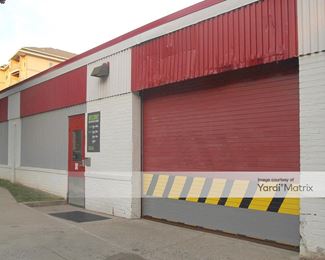 Photo 2 of Extra Space Storage - 8001 Newell Street, Silver Spring, MD