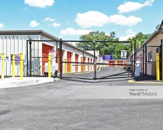 Photo 3 of U-Store Self Storage - 4151 Kenilworth Avenue, Bladensburg, MD