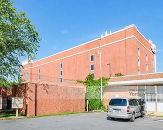Photo 2 of Public Storage - 4301 Rhode Island Avenue, Brentwood, MD