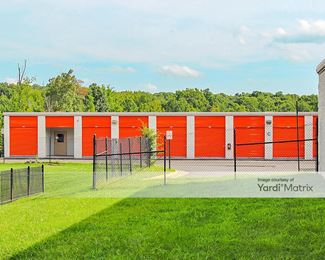 Photo 2 of Public Storage - 6325 Stone Road, Centreville, VA