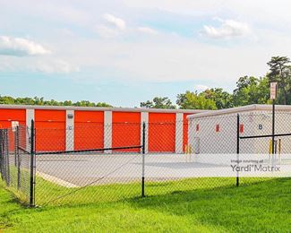 Photo 4 of Public Storage - 6325 Stone Road, Centreville, VA