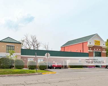 Storage Units for Rent available at 45050 Russell Branch Pkwy, Ashburn, VA 20147