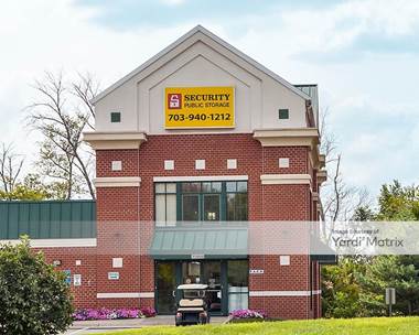 Storage Units for Rent available at 45050 Russell Branch Pkwy, Ashburn, VA 20147