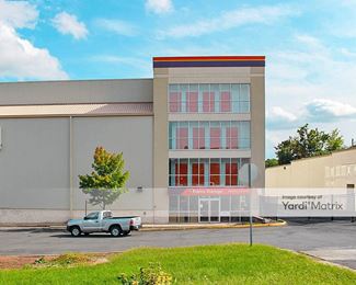 Photo 4 of Public Storage - 14601 Lee Hwy, Centreville, VA