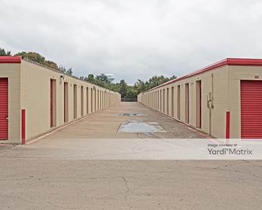 Storage Units for Rent available at 1320 Norwood Drive, Bedford, TX 76022