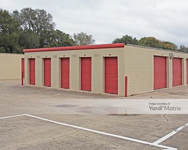 Storage Units for Rent available at 1320 Norwood Drive, Bedford, TX 76022