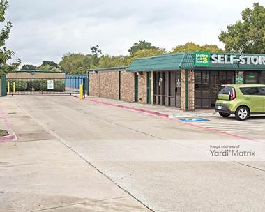 Storage Units for Rent available at 2708 Bedford Road, Bedford, TX 76021