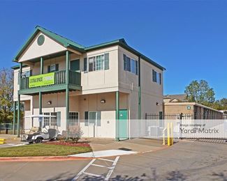 Photo 2 of Extra Space Storage - 701 East Mid Cities Blvd, Euless, TX