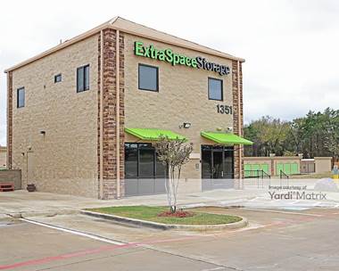 Storage Units for Rent available at 1351 FM 1187, Mansfield, TX 76063