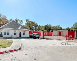 Photo 2 of Storage Plus - 2330 West Green Oaks Blvd, Arlington, TX