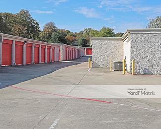 Photo 5 of Storage Plus - 2330 West Green Oaks Blvd, Arlington, TX