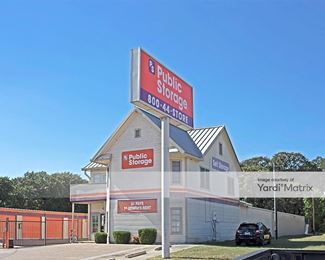 Photo 2 of Public Storage - 1001 West Beach Street, Fort Worth, TX