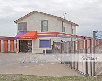 Photo 2 of Public Storage - 1147 West Hurst Blvd, Hurst, TX