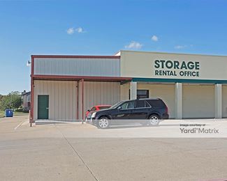 Photo 3 of Benbrook Self Storage - 9250 Highway 377 South, Benbrook, TX