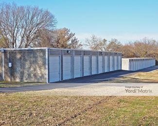 Photo 4 of KO Storage - 911 Eureka Street, Weatherford, TX