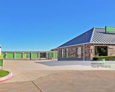 Storage Units for Rent available at 213 South Watson Road, Arlington, TX 76010