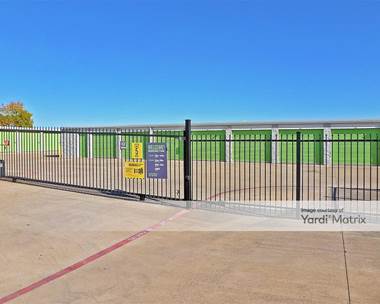 Storage Units for Rent available at 213 South Watson Road, Arlington, TX 76010
